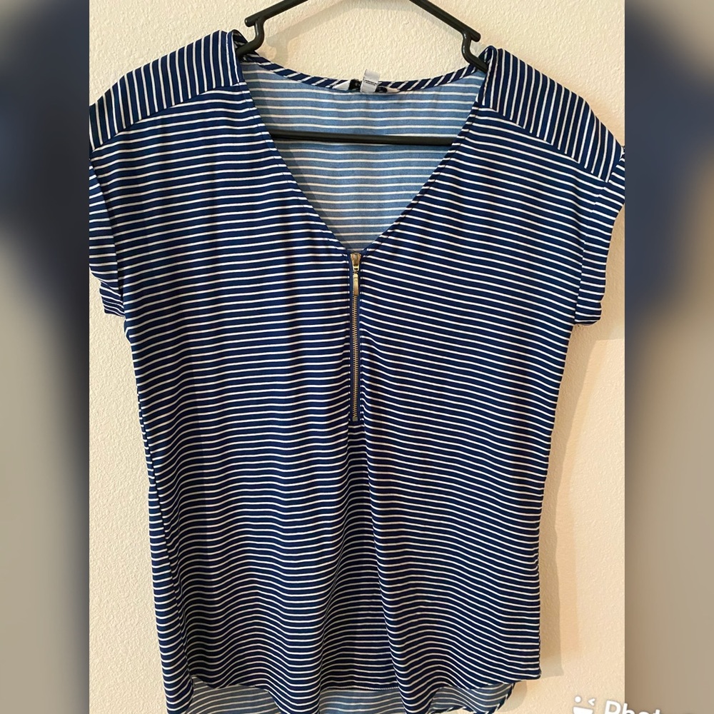 EXPRESS- Striped navy blue and white blouse